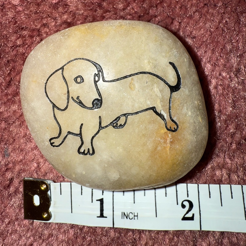 Dachshund Decorative Stone‎